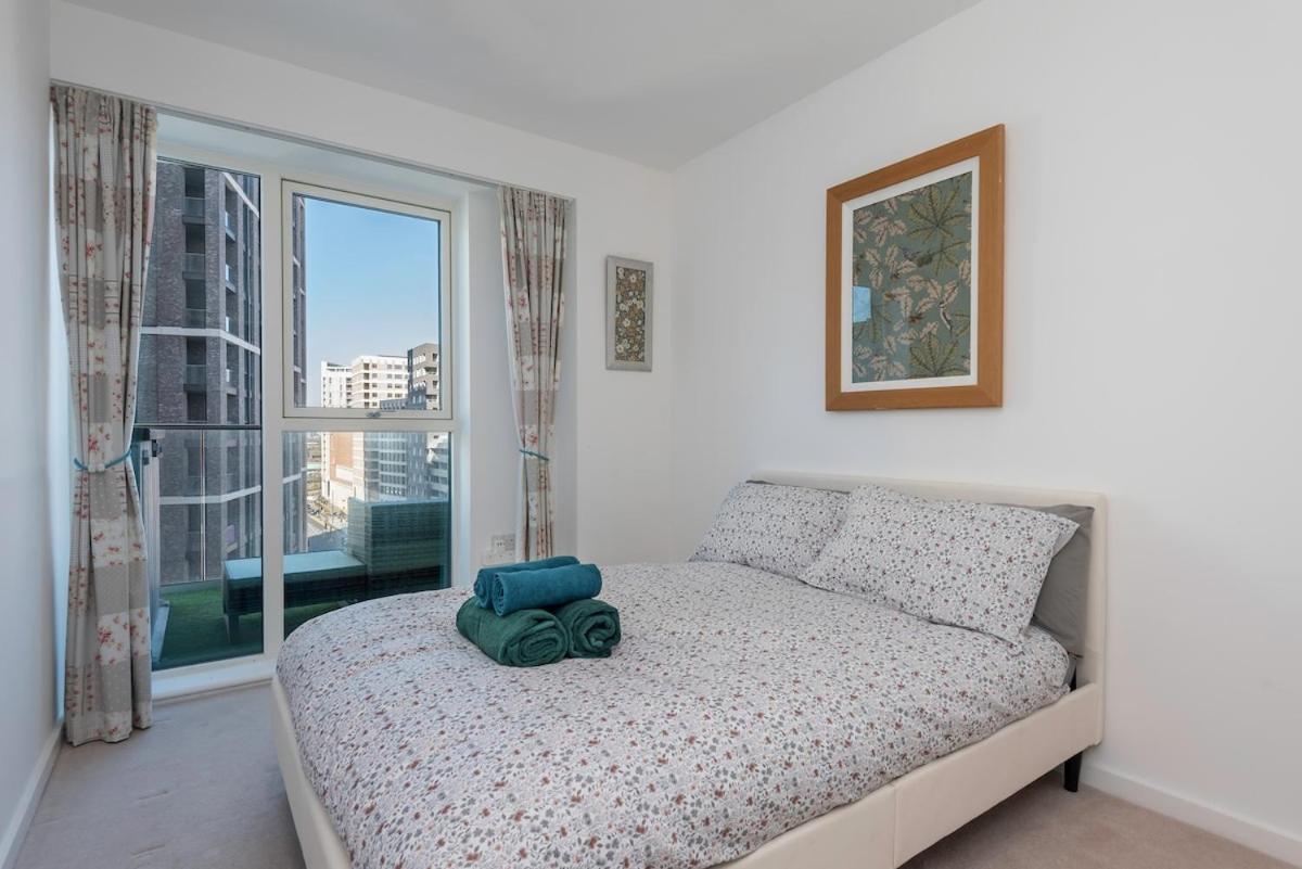Apartamento Luxury Effra Gardens, Canning Town 6 3bdr 2bth *
