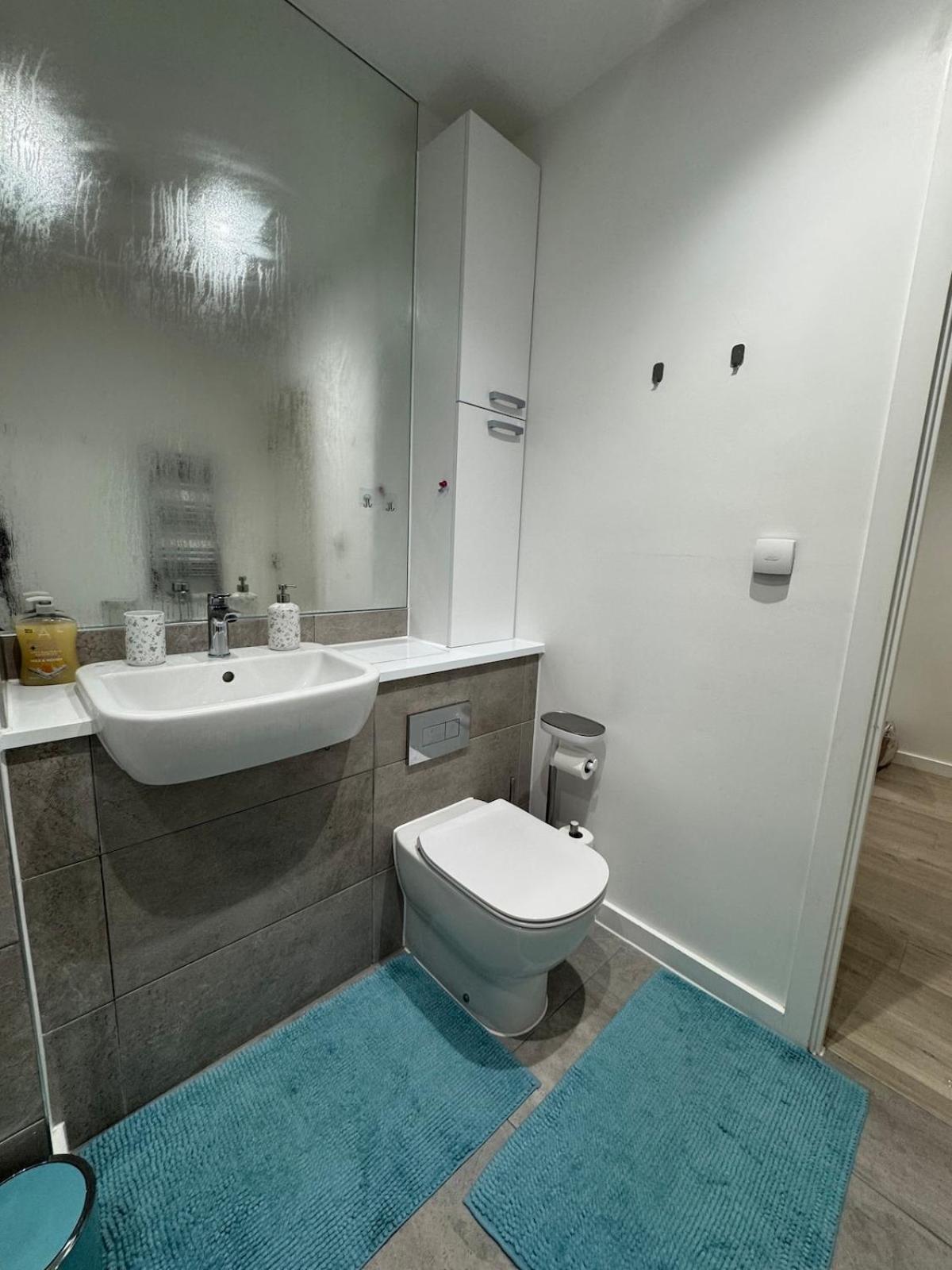 Apartamento Luxury Effra Gardens, Canning Town 6 3bdr 2bth *