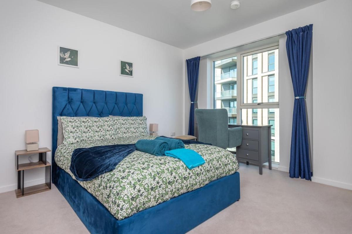 Luxury Effra Gardens, Canning Town 6 3bdr 2bth Apartamento *