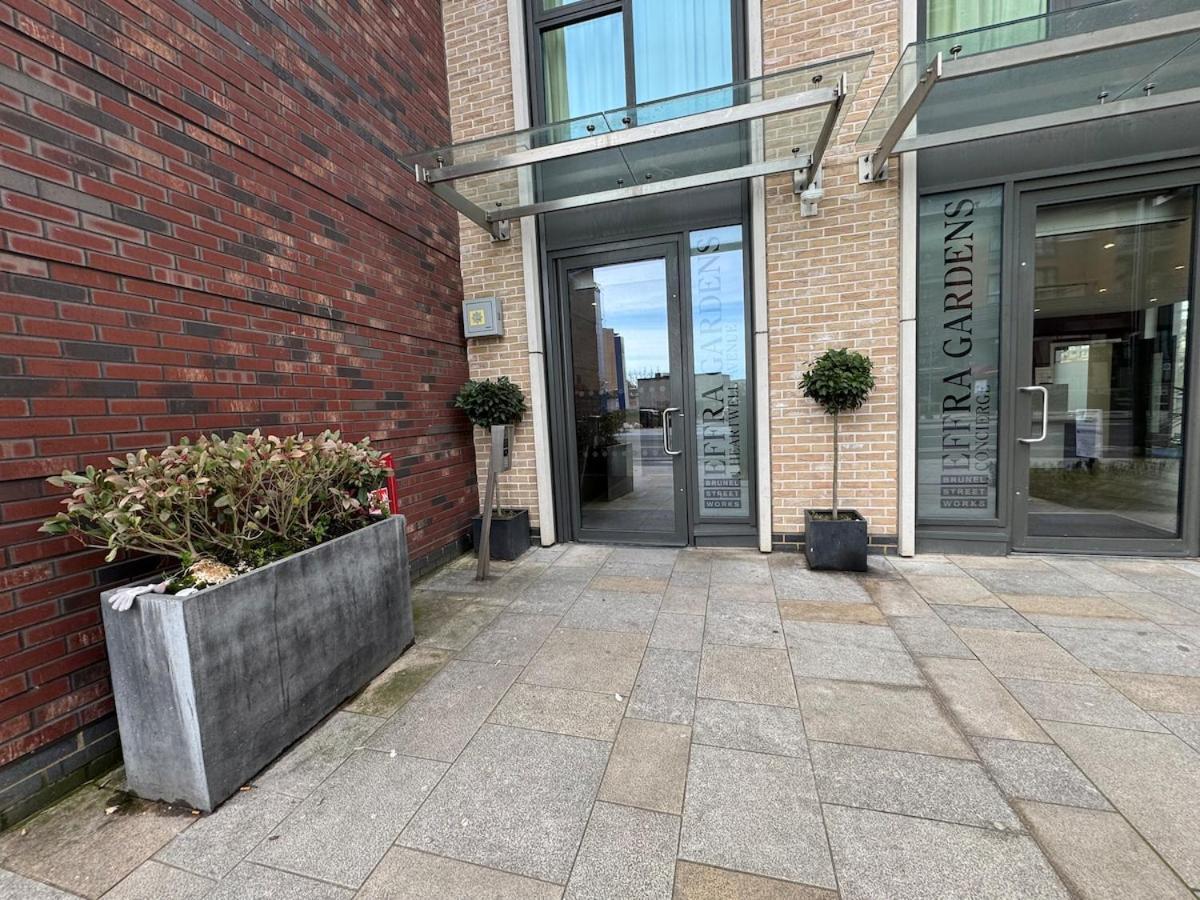 Luxury Effra Gardens, Canning Town 6 3bdr 2bth Apartamento Londres