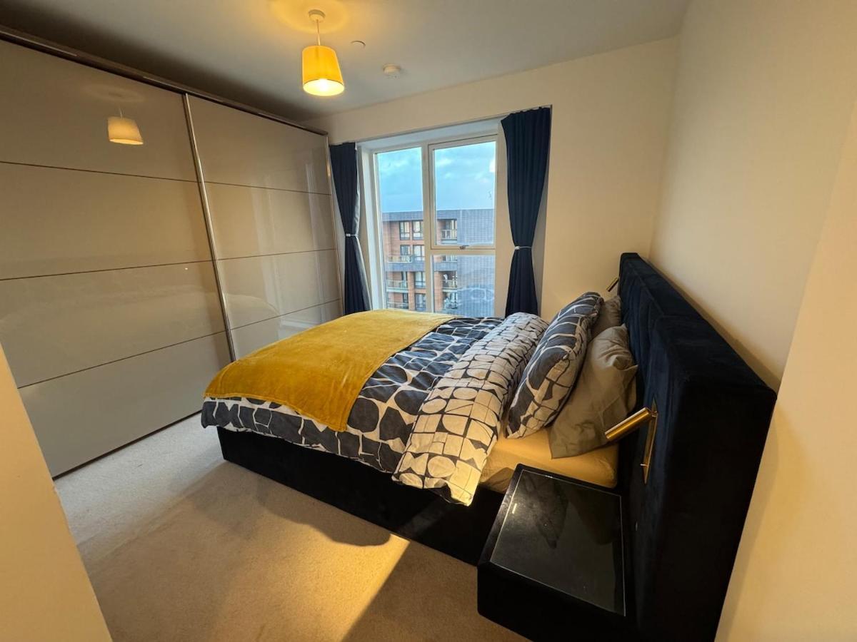 Apartamento Luxury Effra Gardens, Canning Town 6 3bdr 2bth