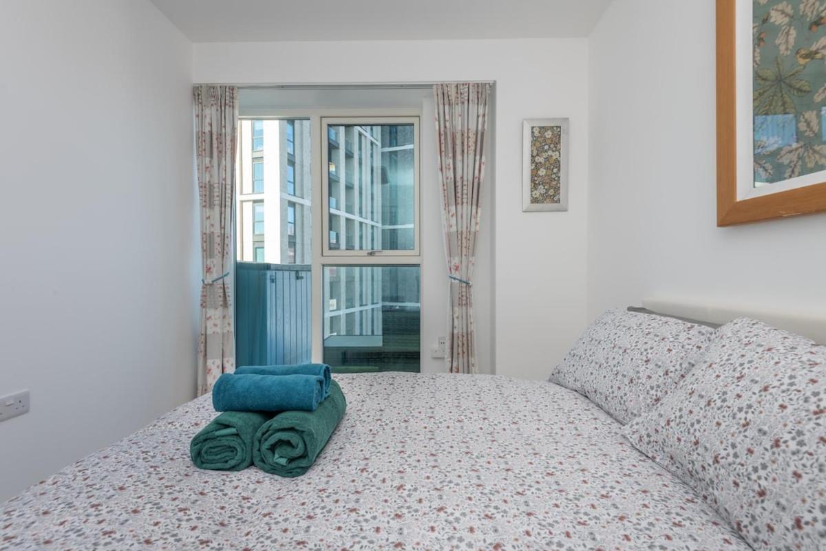 Apartamento Luxury Effra Gardens, Canning Town 6 3bdr 2bth